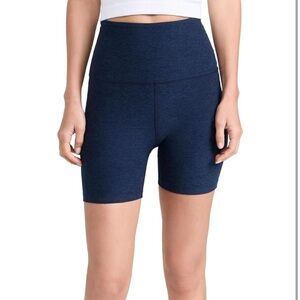 Beyond Yoga Women's Spacedye Keep Pace 5" Short (nocturnal navy)